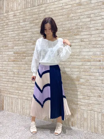 GRACE CONTINENTAL MOMOKO コーディネート画像