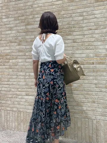 GRACE CONTINENTAL MOMOKO コーディネート画像