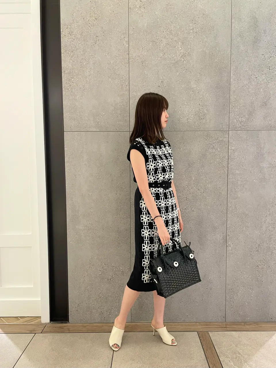 GRACE CONTINENTAL 伊藤　静華 コーディネート画像