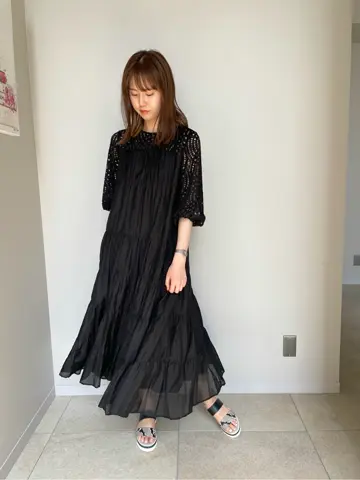 GRACE CONTINENTAL 伊藤　静華 コーディネート画像