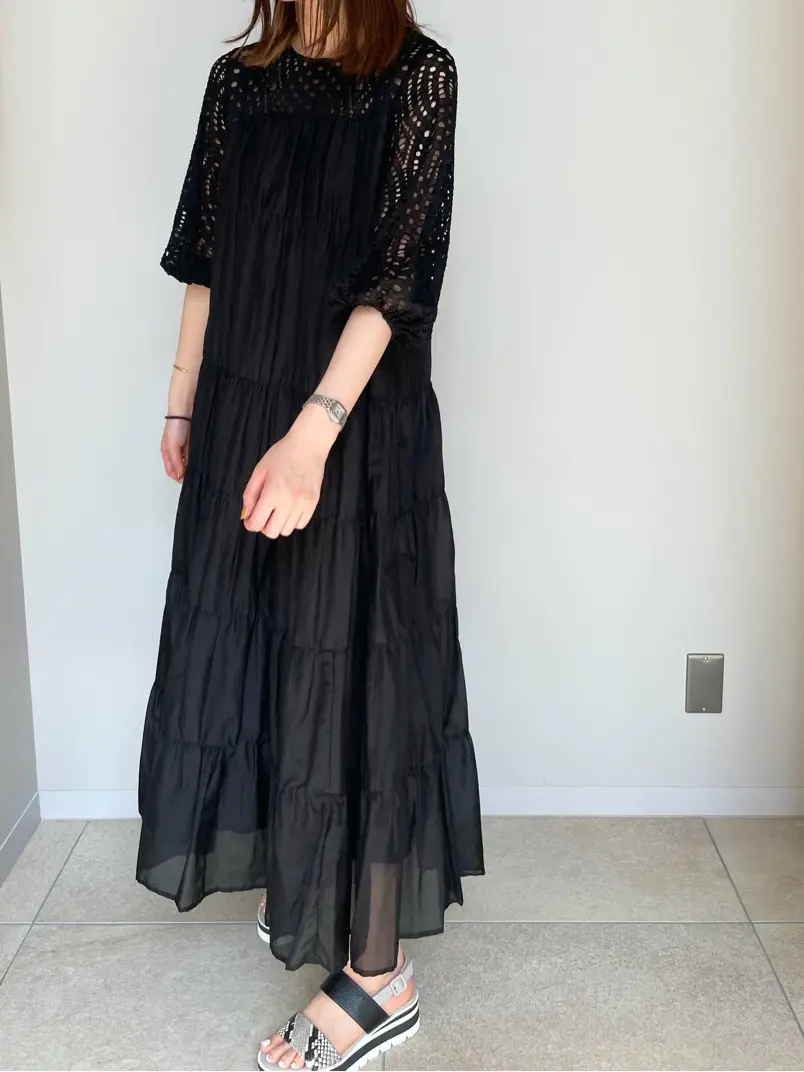 GRACE CONTINENTAL 伊藤　静華 コーディネート画像