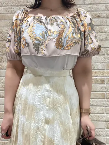 GRACE CONTINENTAL MOMOKO コーディネート画像