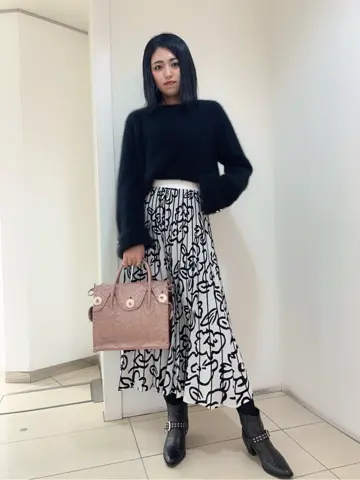 GRACE CONTINENTAL yoshi コーディネート画像