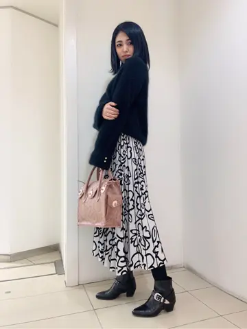 GRACE CONTINENTAL yoshi コーディネート画像