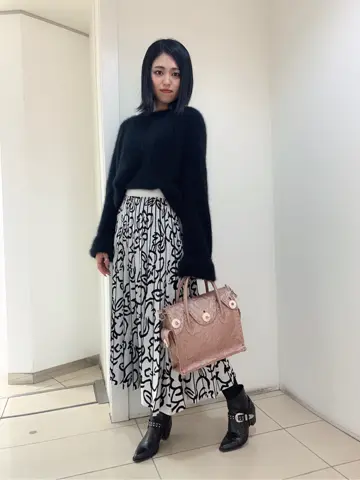 GRACE CONTINENTAL yoshi コーディネート画像