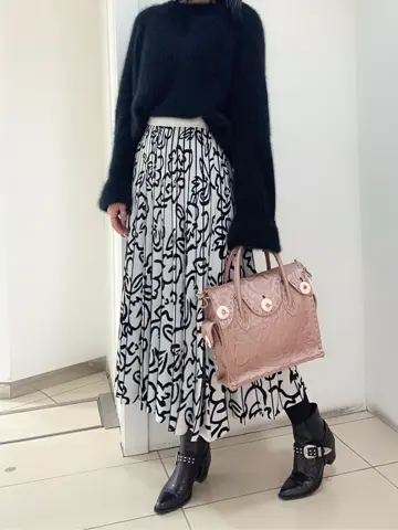 GRACE CONTINENTAL yoshi コーディネート画像