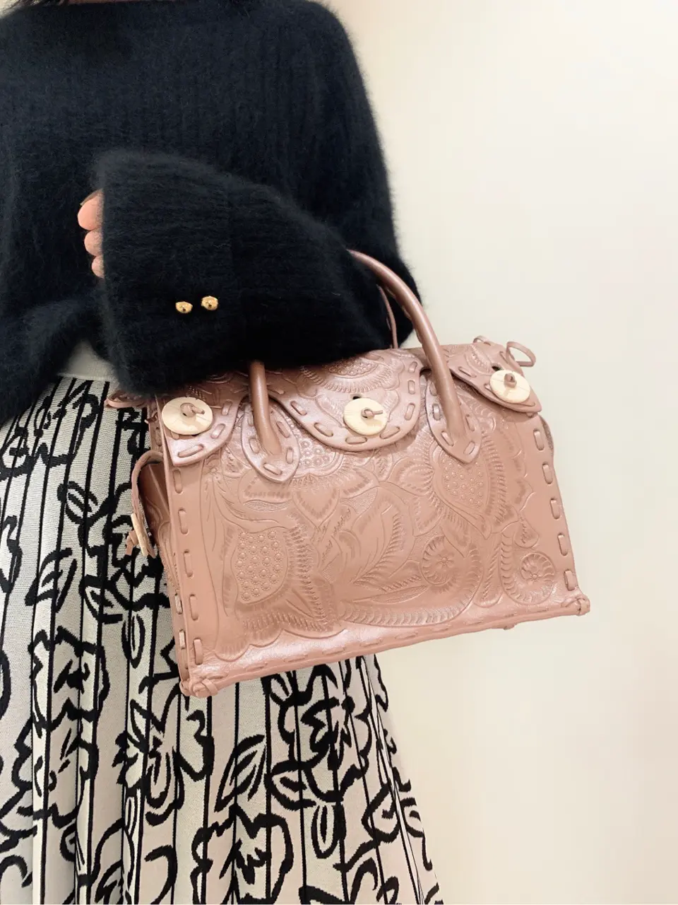 GRACE CONTINENTAL yoshi コーディネート画像