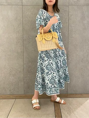 GRACE CONTINENTAL 伊藤　静華 コーディネート画像