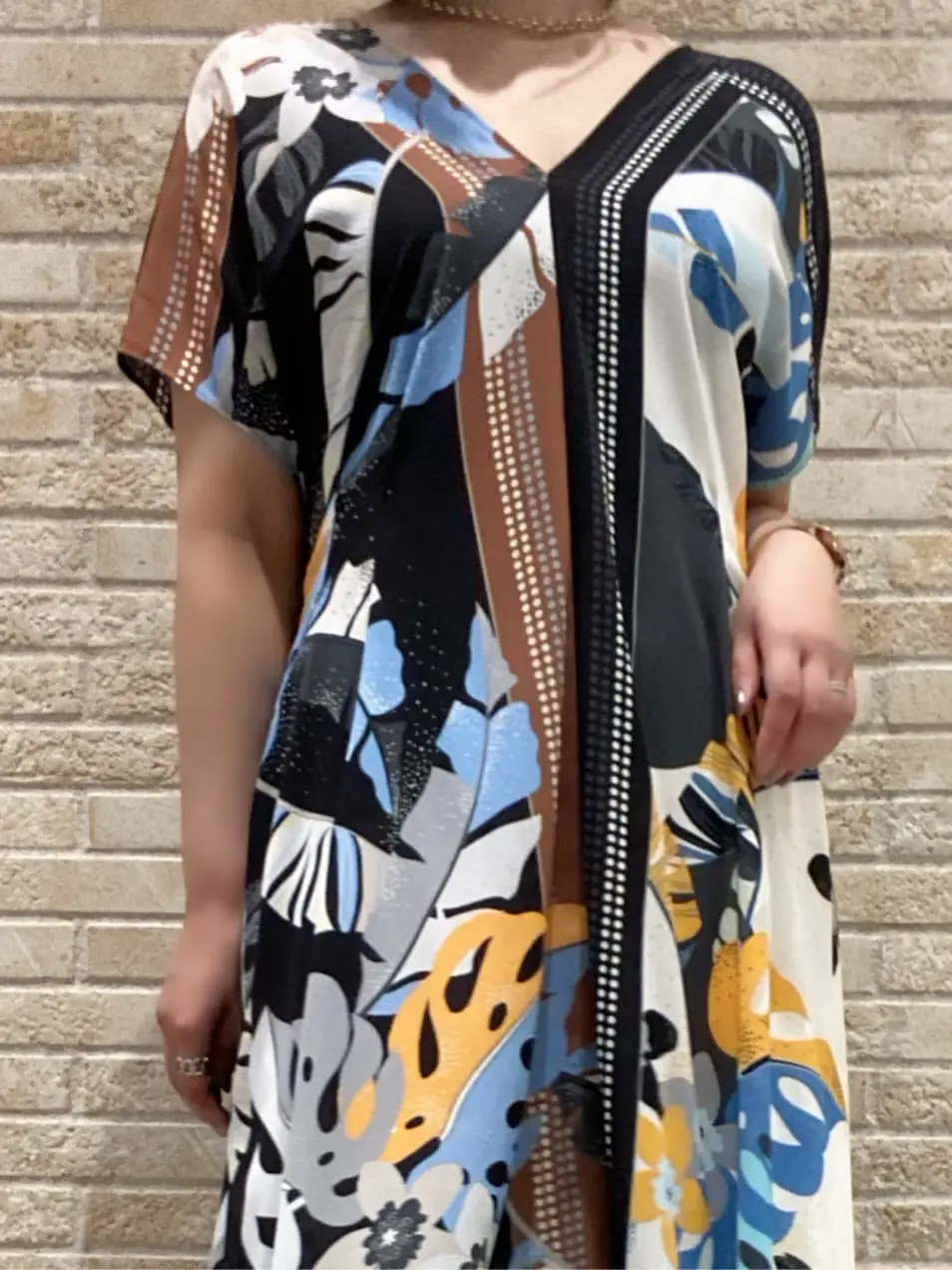 GRACE CONTINENTAL MOMOKO コーディネート画像