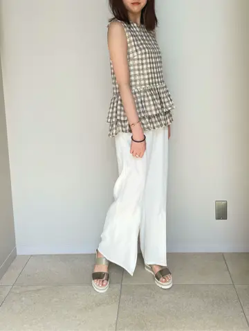 GRACE CONTINENTAL 伊藤　静華 コーディネート画像