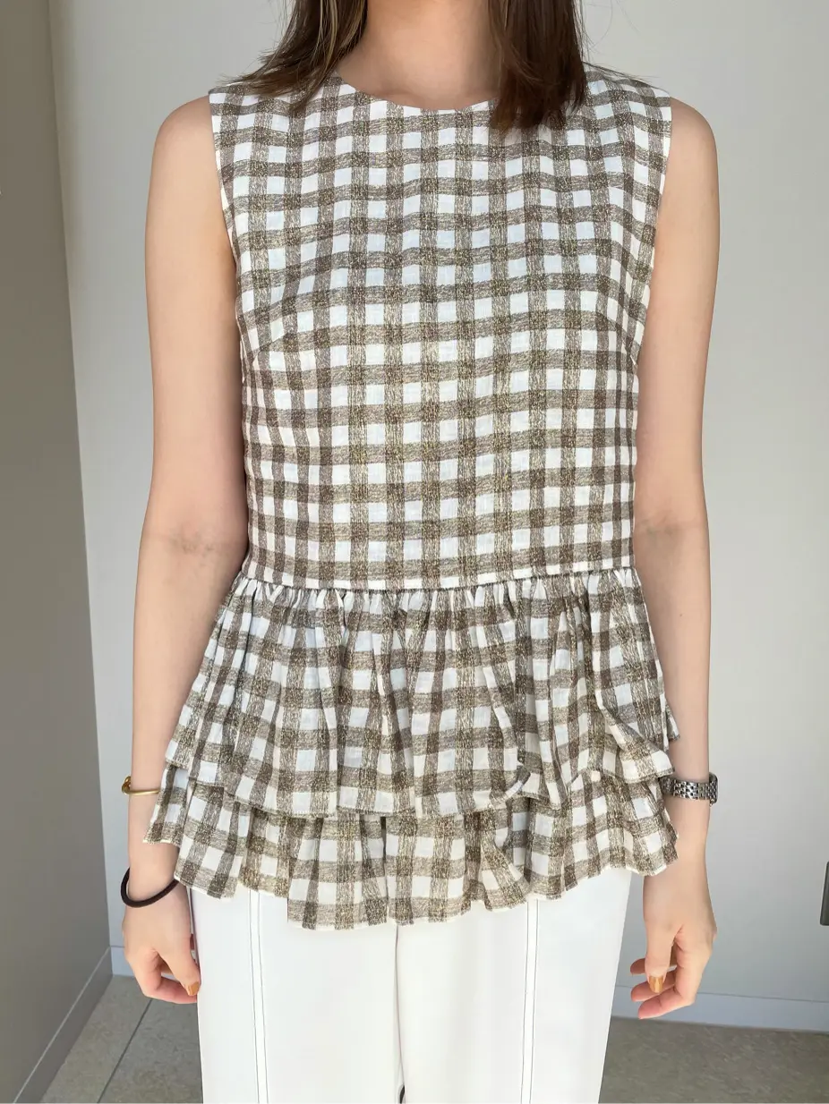 GRACE CONTINENTAL 伊藤　静華 コーディネート画像