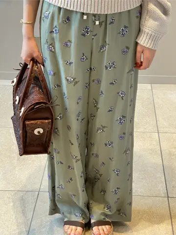 GRACE CONTINENTAL 伊藤　静華 コーディネート画像