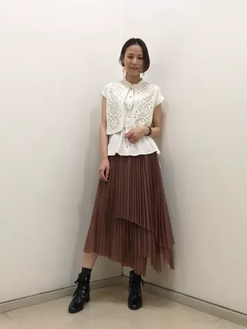 GRACE CONTINENTAL 亀田 未希 コーディネート画像