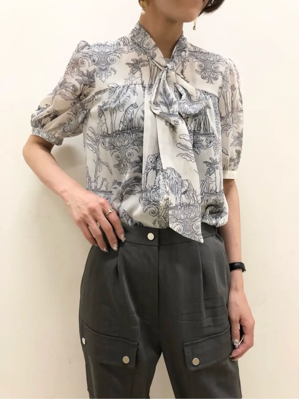 GRACE CONTINENTAL 亀田 未希 コーディネート画像