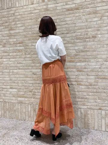 GRACE CONTINENTAL MOMOKO コーディネート画像