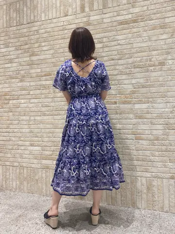 GRACE CONTINENTAL MOMOKO コーディネート画像