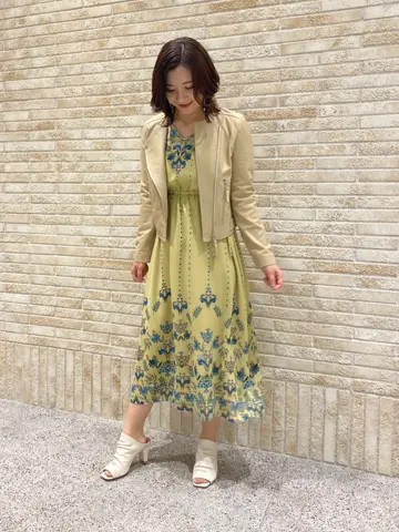 GRACE CONTINENTAL MOMOKO コーディネート画像