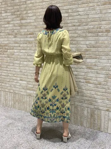 GRACE CONTINENTAL MOMOKO コーディネート画像