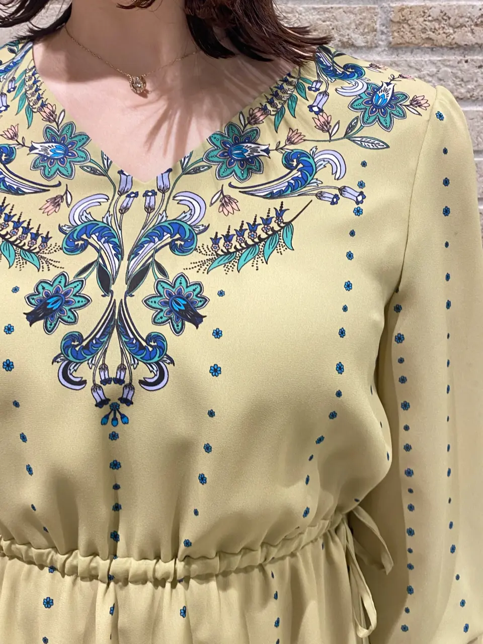 GRACE CONTINENTAL MOMOKO コーディネート画像