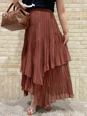 GRACE CONTINENTAL MOMOKO コーディネート画像