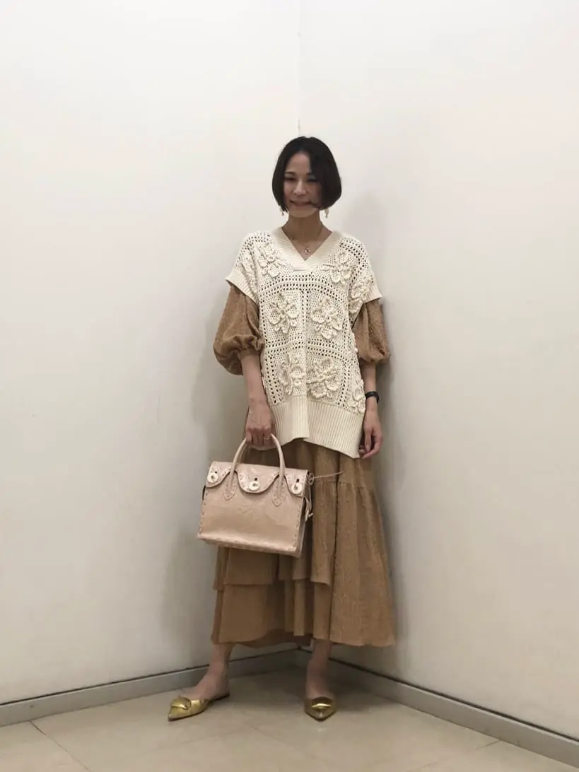 GRACE CONTINENTAL 亀田 未希 コーディネート画像
