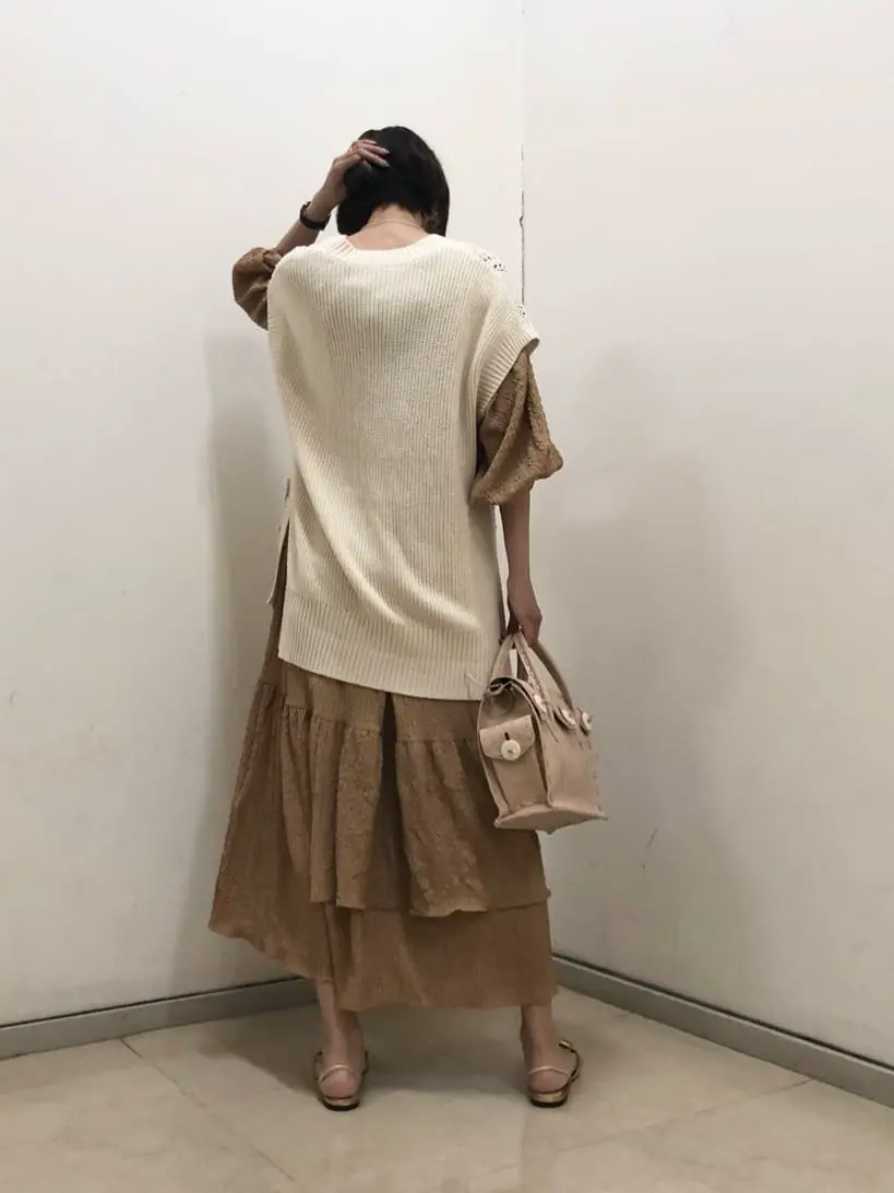 GRACE CONTINENTAL 亀田 未希 コーディネート画像