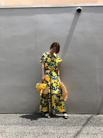 GRACE CONTINENTAL 亀田 未希 コーディネート画像