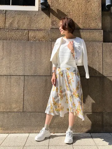 GRACE CONTINENTAL 亀田 未希 コーディネート画像