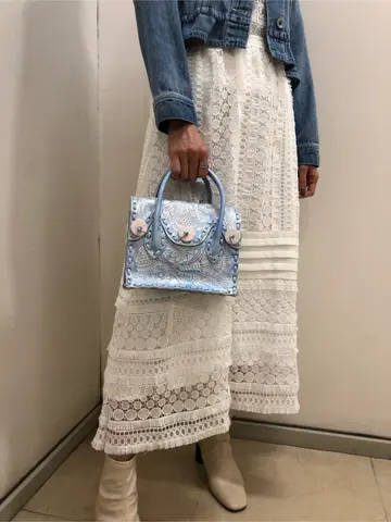 GRACE CONTINENTAL 亀田 未希 コーディネート画像