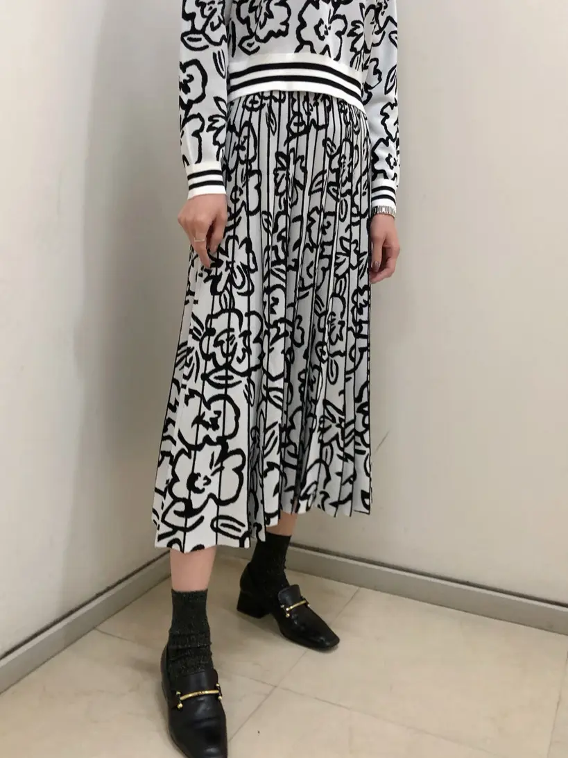 GRACE CONTINENTAL 亀田 未希 コーディネート画像