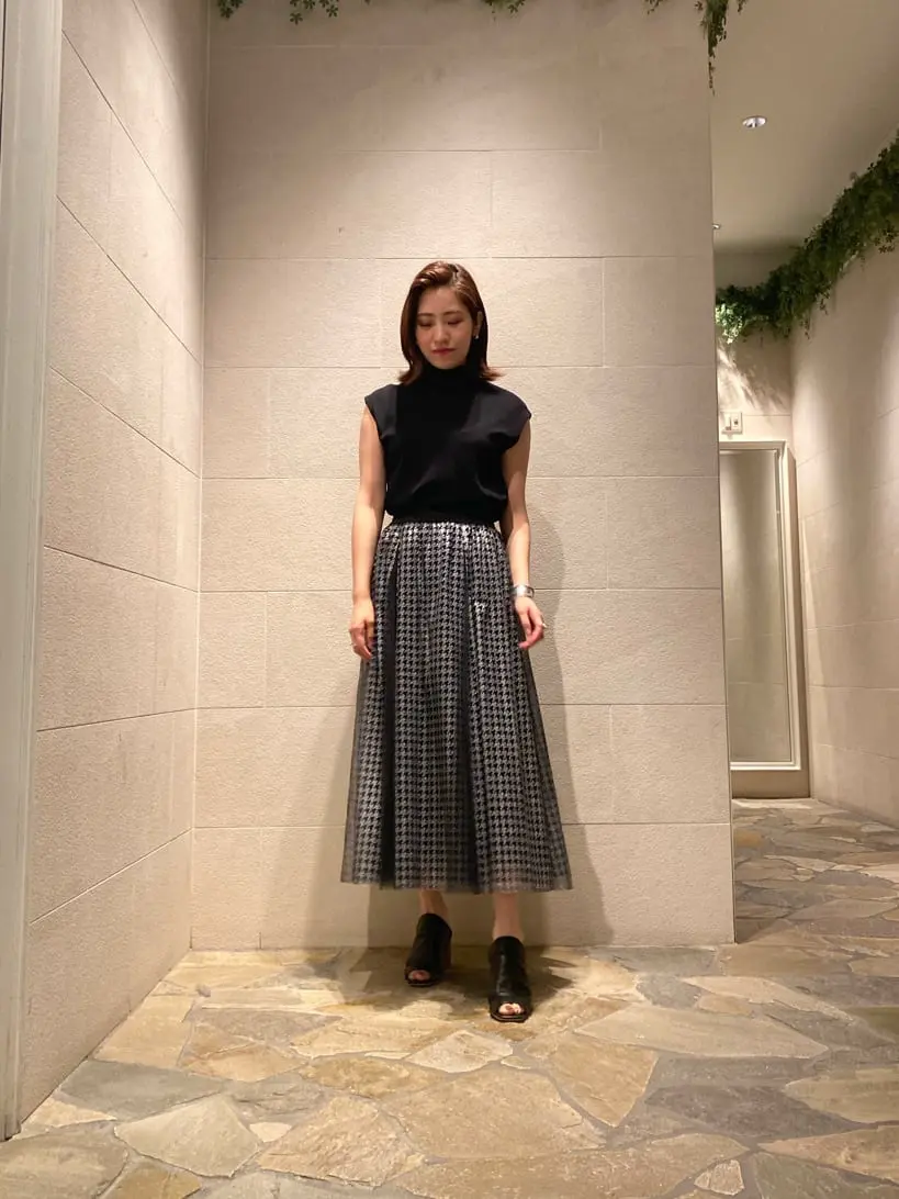 GRACE CONTINENTAL miyata コーディネート画像