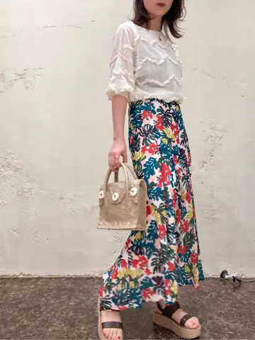 GRACE CONTINENTAL ebata. コーディネート画像