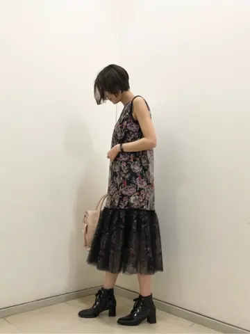 GRACE CONTINENTAL 亀田 未希 コーディネート画像