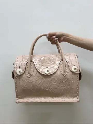 GRACE CONTINENTAL 亀田 未希 コーディネート画像