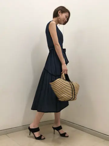 GRACE CONTINENTAL 亀田 未希 コーディネート画像
