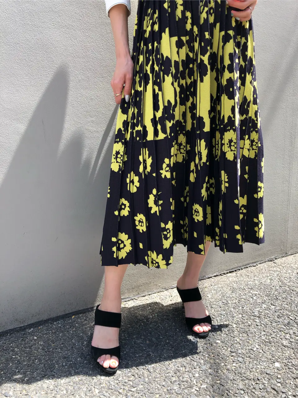 GRACE CONTINENTAL 亀田 未希 コーディネート画像