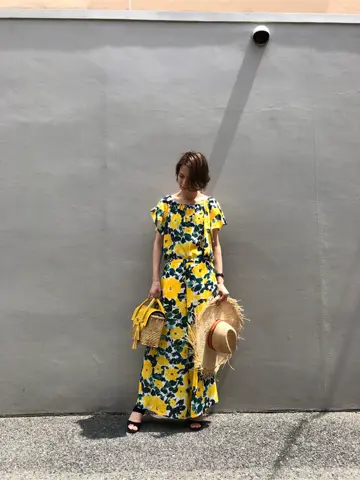 GRACE CONTINENTAL 亀田 未希 コーディネート画像