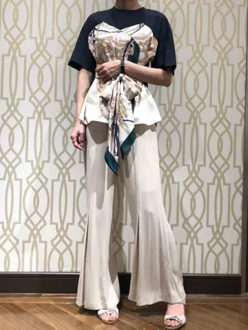 GRACE CONTINENTAL 亀田 未希 コーディネート画像