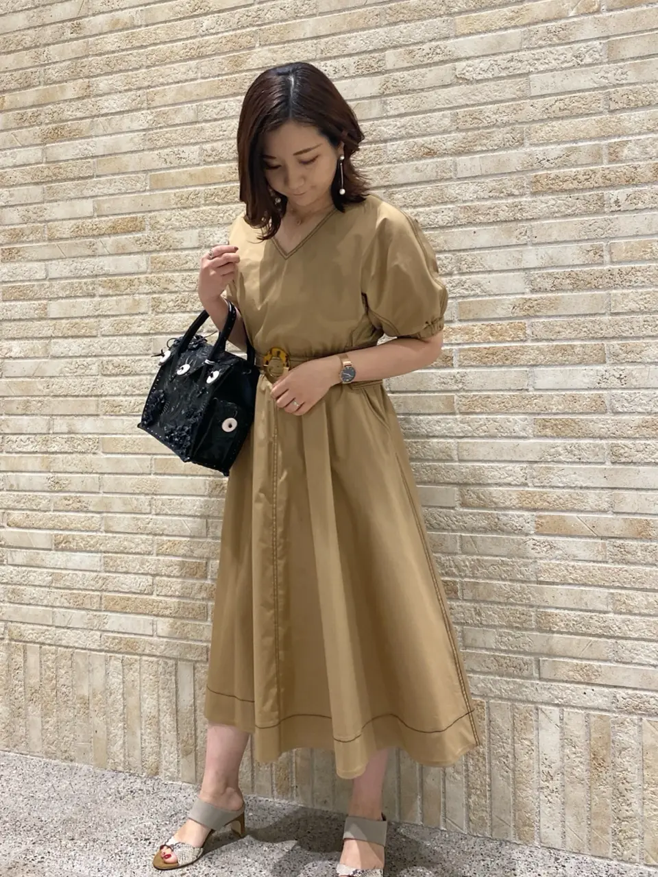 GRACE CONTINENTAL MOMOKO コーディネート画像