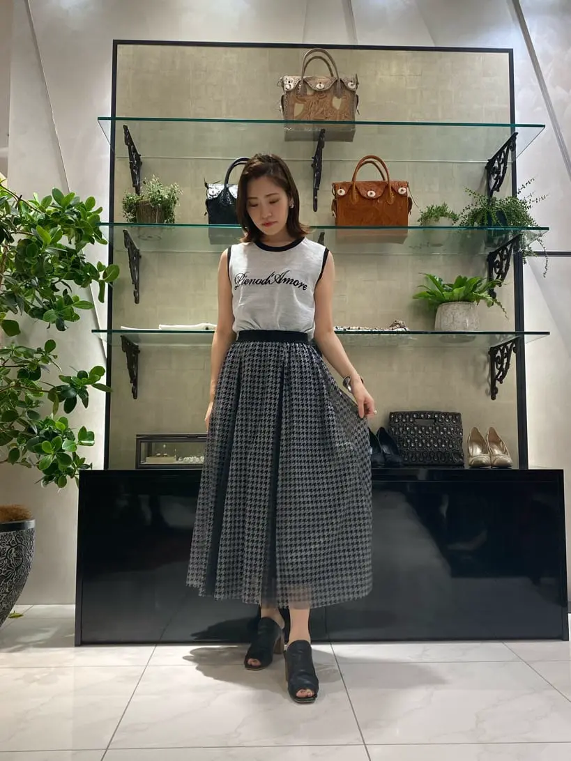 GRACE CONTINENTAL miyata コーディネート画像