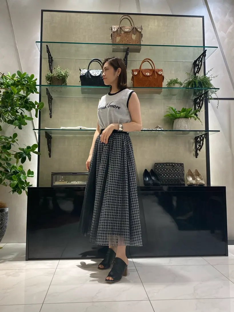 GRACE CONTINENTAL miyata コーディネート画像