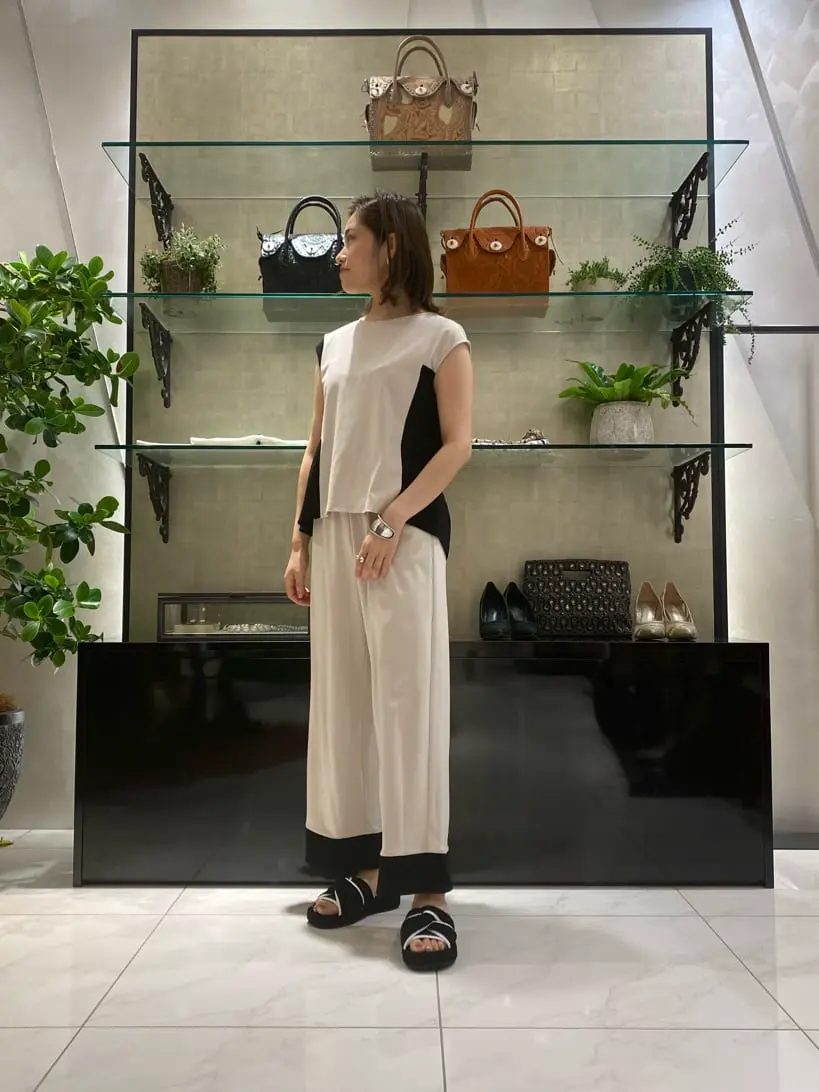 GRACE CONTINENTAL miyata コーディネート画像