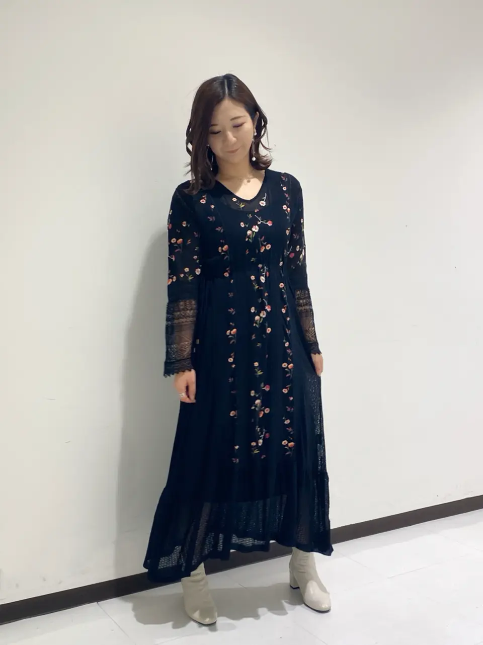 GRACE CONTINENTAL MOMOKO コーディネート画像