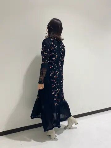 GRACE CONTINENTAL MOMOKO コーディネート画像