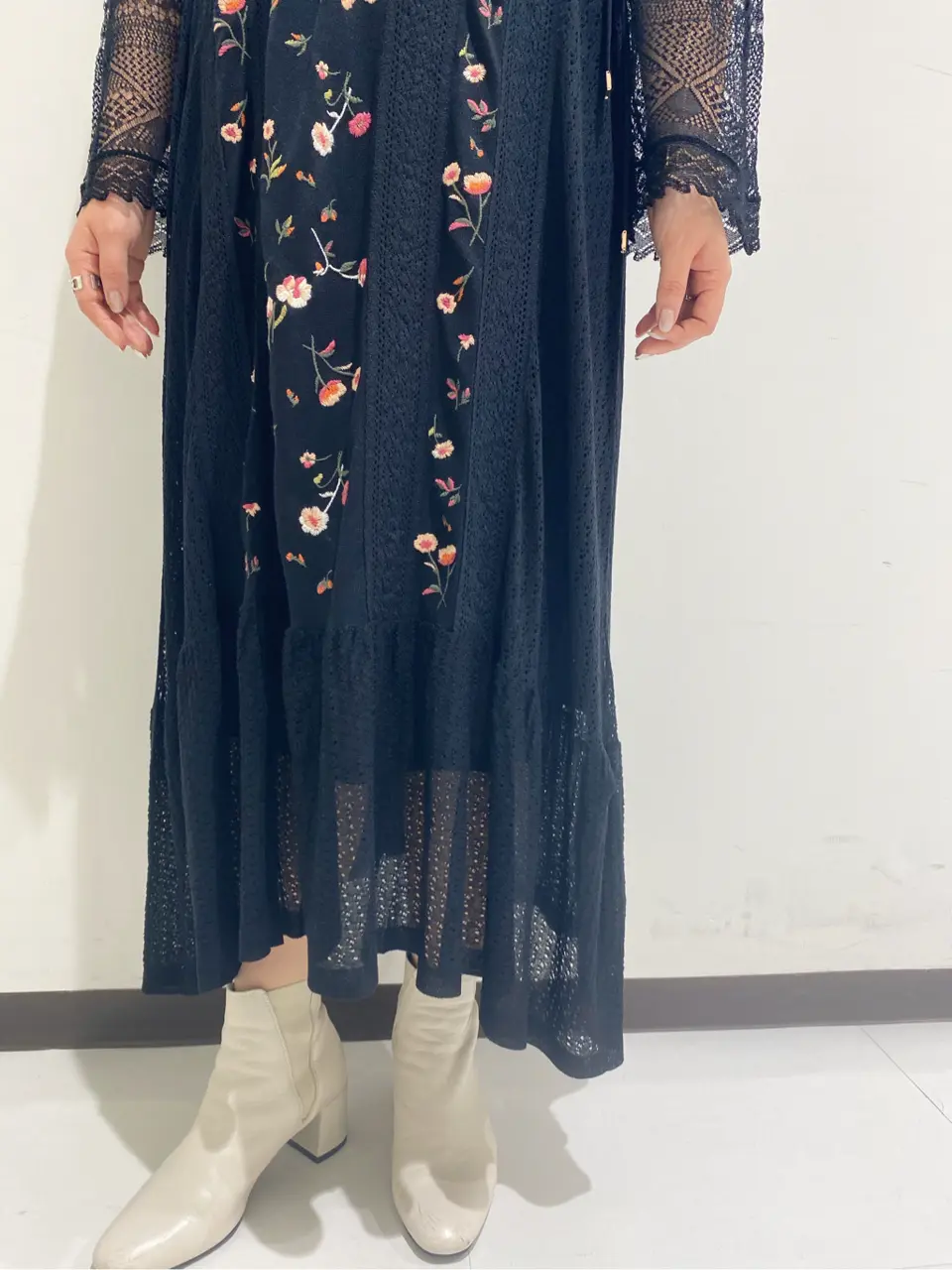 GRACE CONTINENTAL MOMOKO コーディネート画像