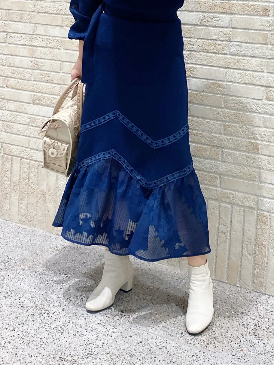 GRACE CONTINENTAL MOMOKO コーディネート画像