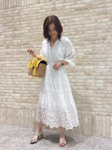 GRACE CONTINENTAL MOMOKO コーディネート画像