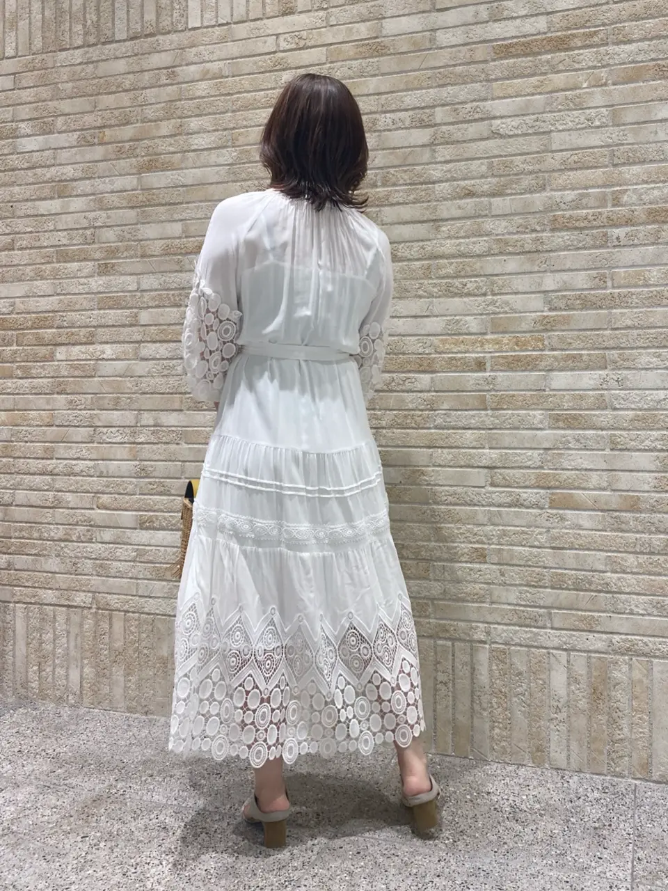 GRACE CONTINENTAL MOMOKO コーディネート画像