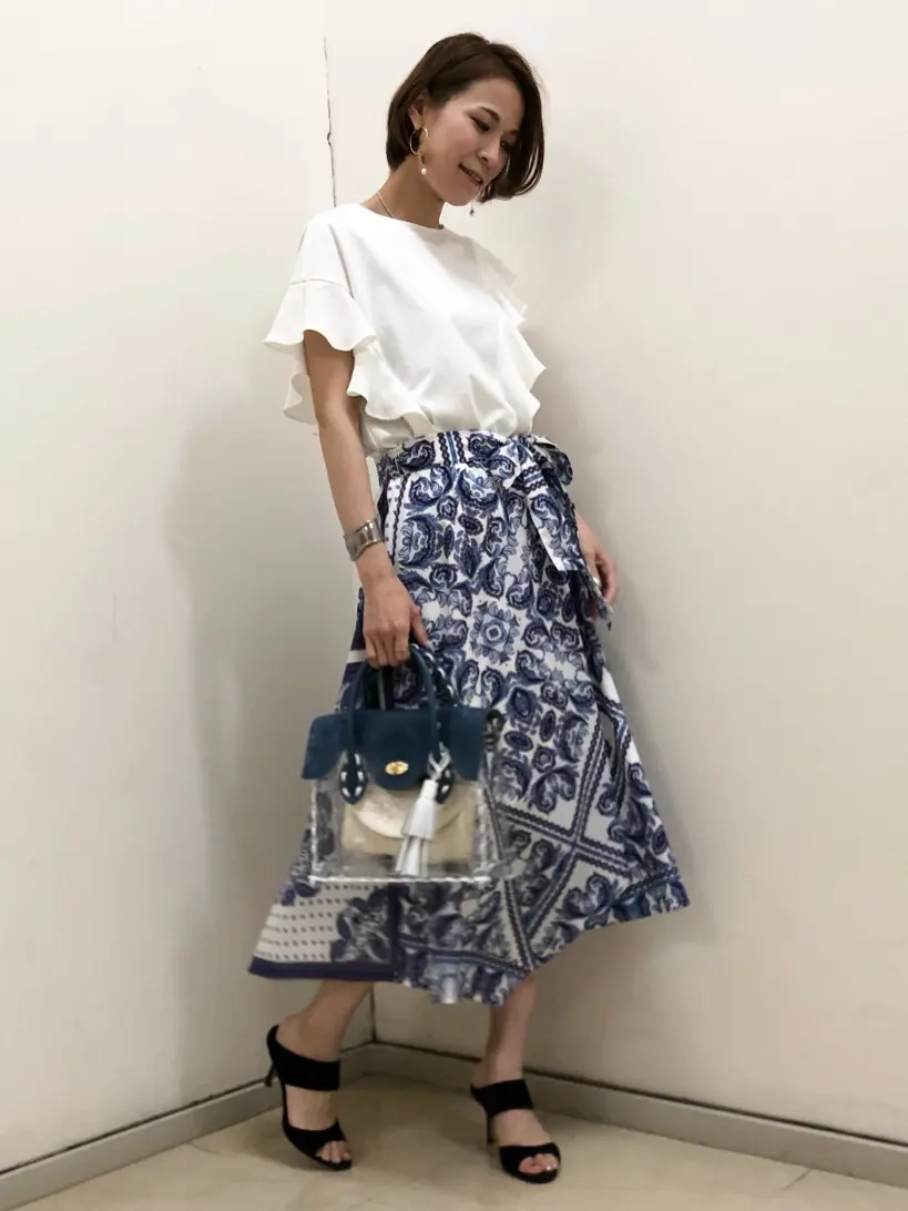 GRACE CONTINENTAL 亀田 未希 コーディネート画像