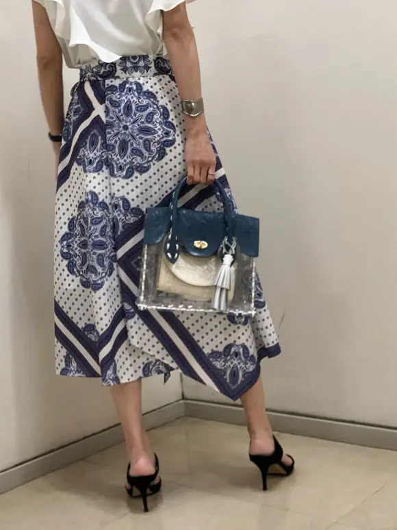 GRACE CONTINENTAL 亀田 未希 コーディネート画像